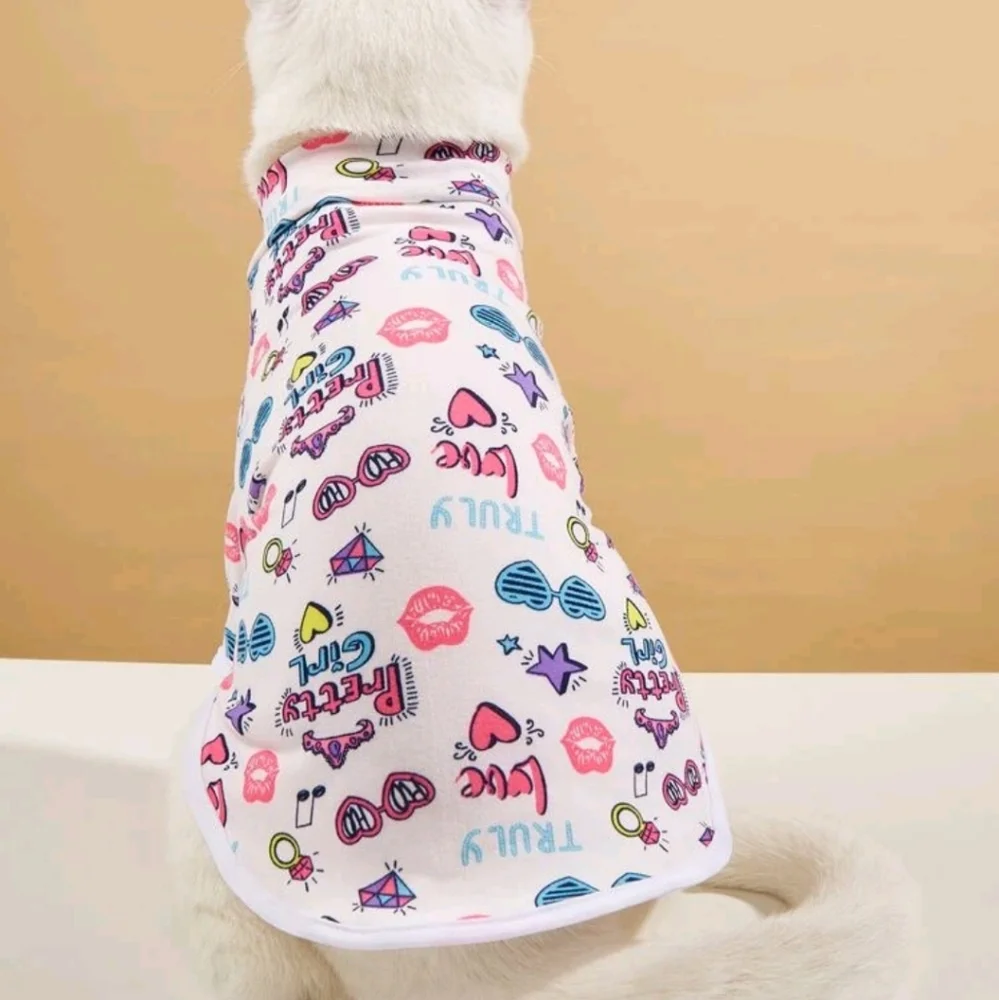 🎉HOST PICK! 🎉Medium Pet Shirt Fashionista Multicolor